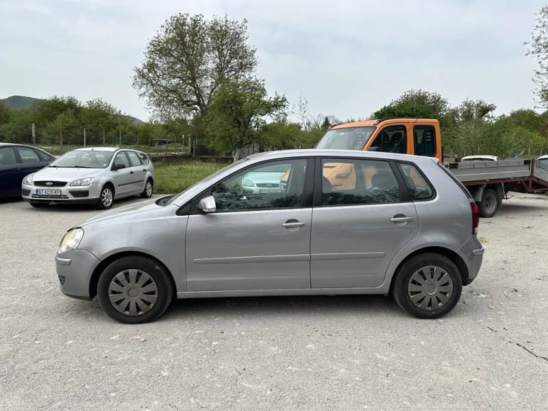 VW Polo 1.4/клима, снимка 4 - Автомобили и джипове - 47408618