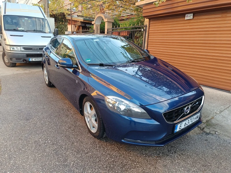 Volvo V40 Volvo V40 ocean race, снимка 2 - Автомобили и джипове - 47589443