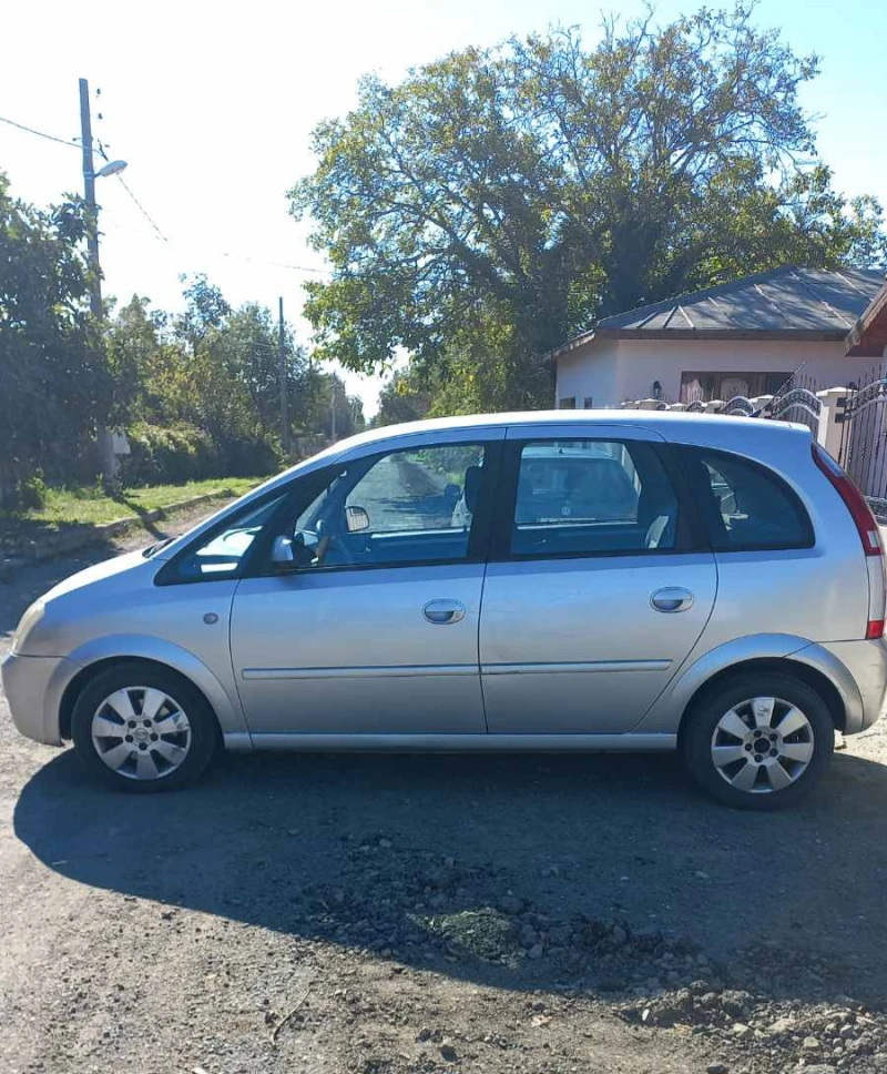 Opel Meriva 1.7 CDTI, снимка 2 - Автомобили и джипове - 47794412