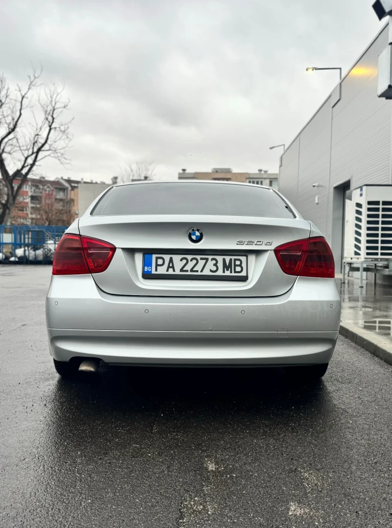 BMW 320 320d, снимка 8 - Автомобили и джипове - 48176318