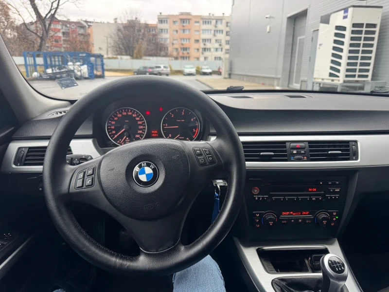 BMW 320 320d, снимка 6 - Автомобили и джипове - 48176318