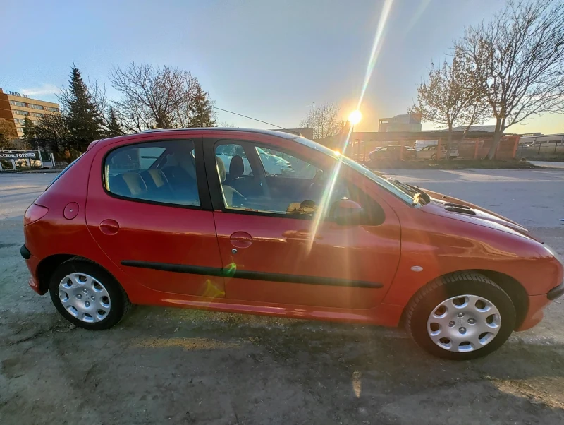 Peugeot 206 1.4, снимка 5 - Автомобили и джипове - 49533342