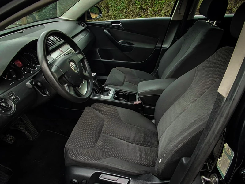 VW Passat, снимка 9 - Автомобили и джипове - 52657268