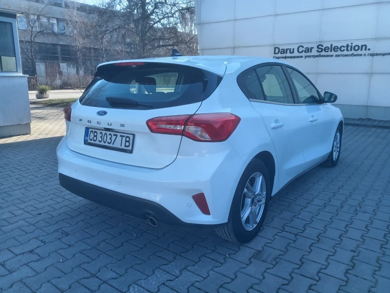 Ford Focus 1.0T Гаранционна, снимка 3 - Автомобили и джипове - 53165905