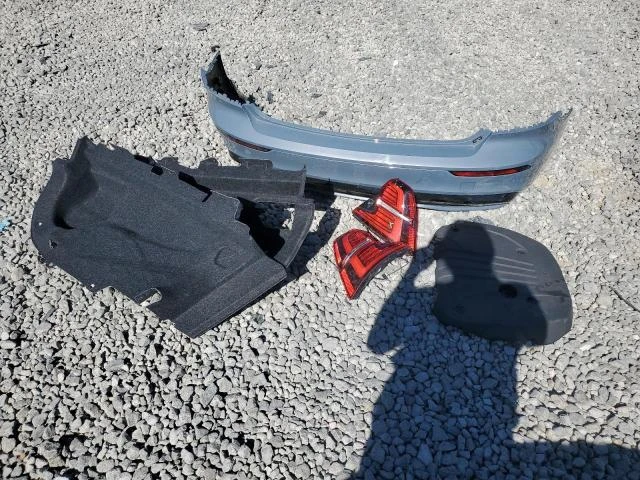 Volvo S60 2.0L 4 All wheel drive - изображение 4