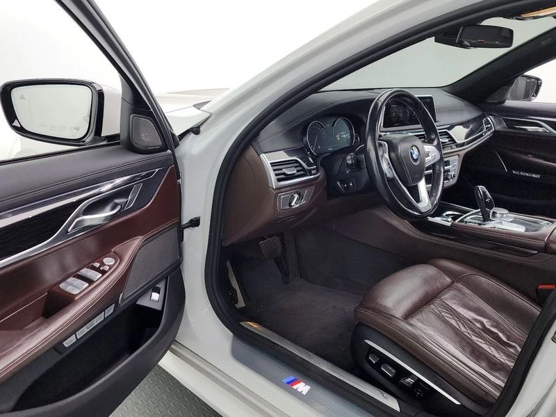 BMW 740 740D xDrive M Sports, снимка 10 - Автомобили и джипове - 55481477