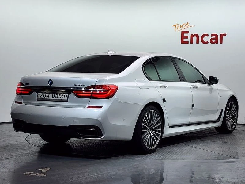 BMW 740 740D xDrive M Sports, снимка 2 - Автомобили и джипове - 55481477