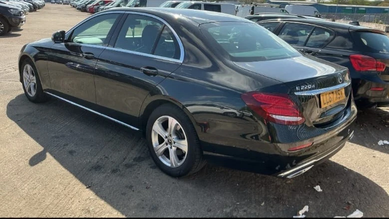 Mercedes-Benz E 220 Om654, снимка 4 - Автомобили и джипове - 56609509