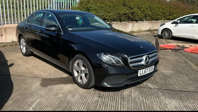 Mercedes-Benz E 220 Om654