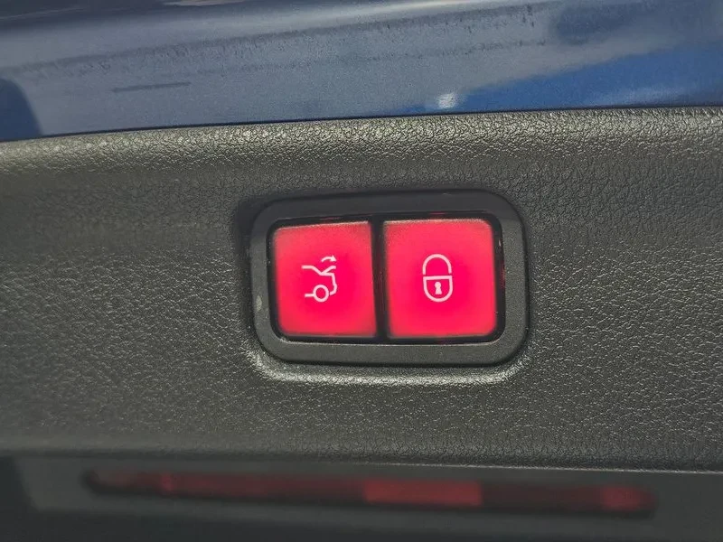 Mercedes-Benz C 300 AMG Line/ HEAD-UP/ ��������/ �������/ ������ | Mobile.bg � ����������� 16