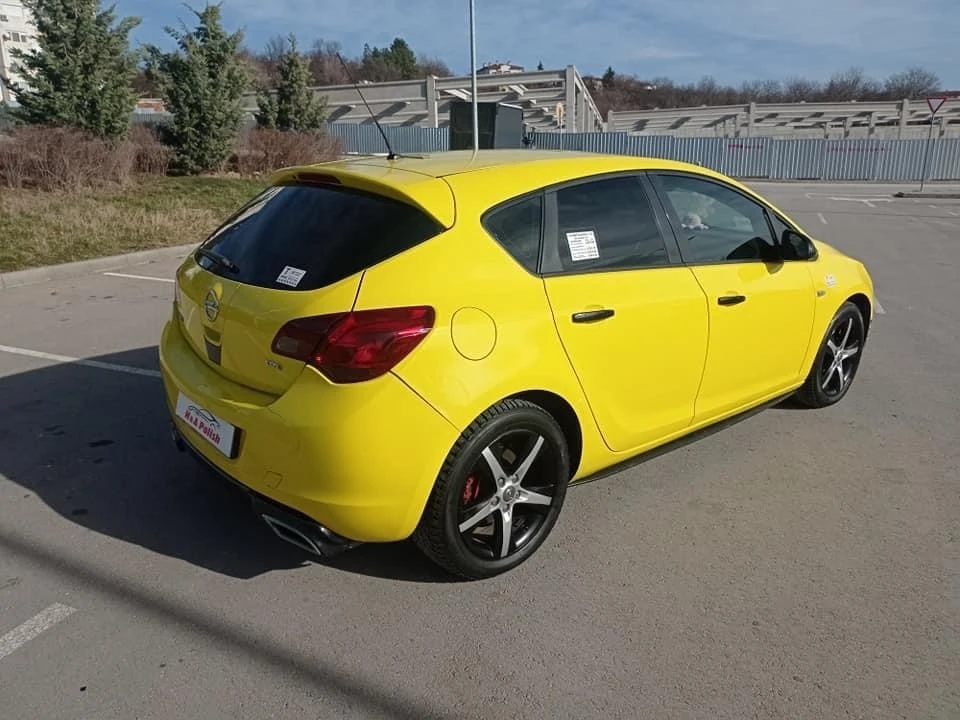 Opel Astra 1.7 - изображение 9