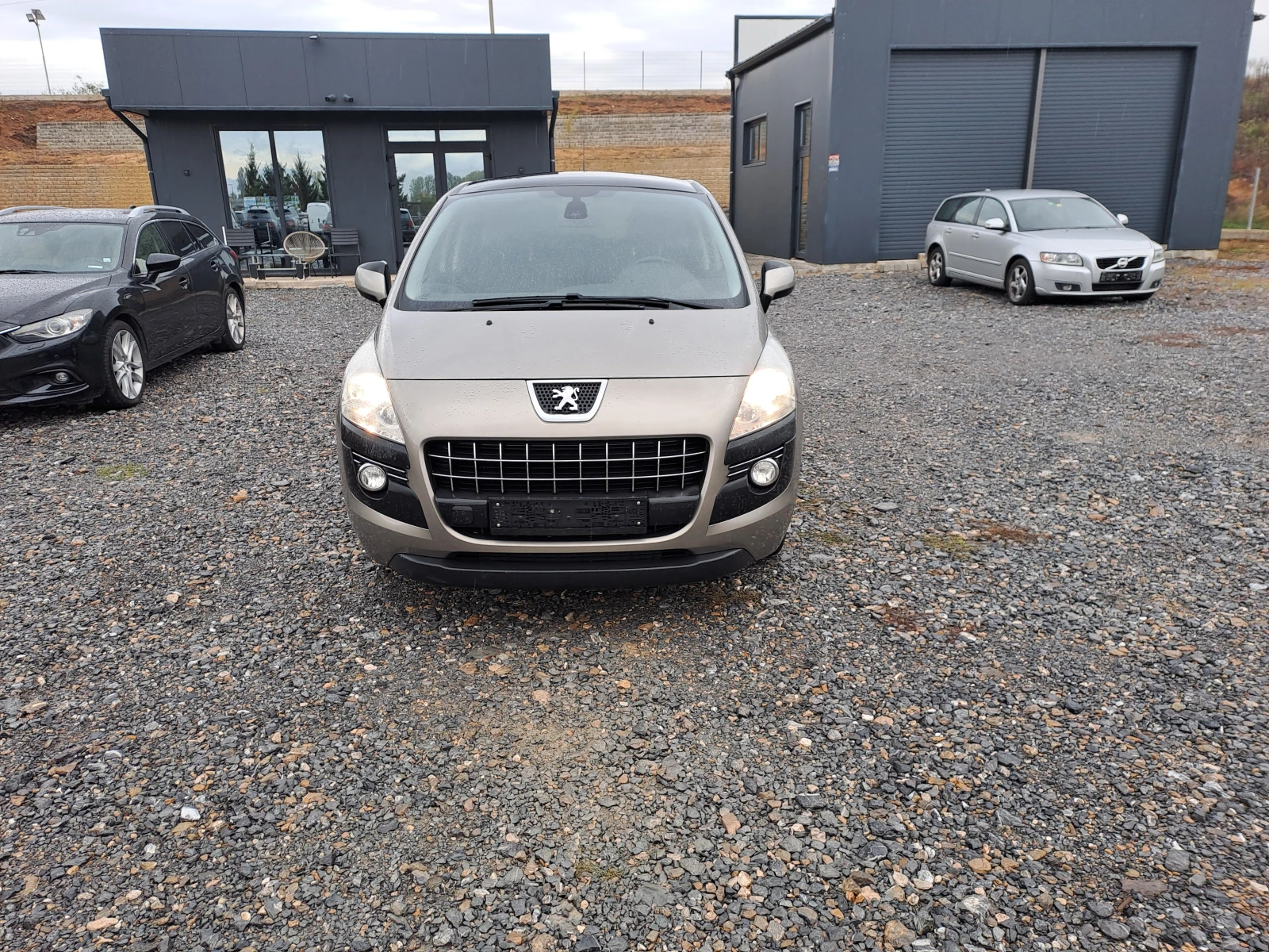 Peugeot 3008 1.6HDI Автоматик  - изображение 2