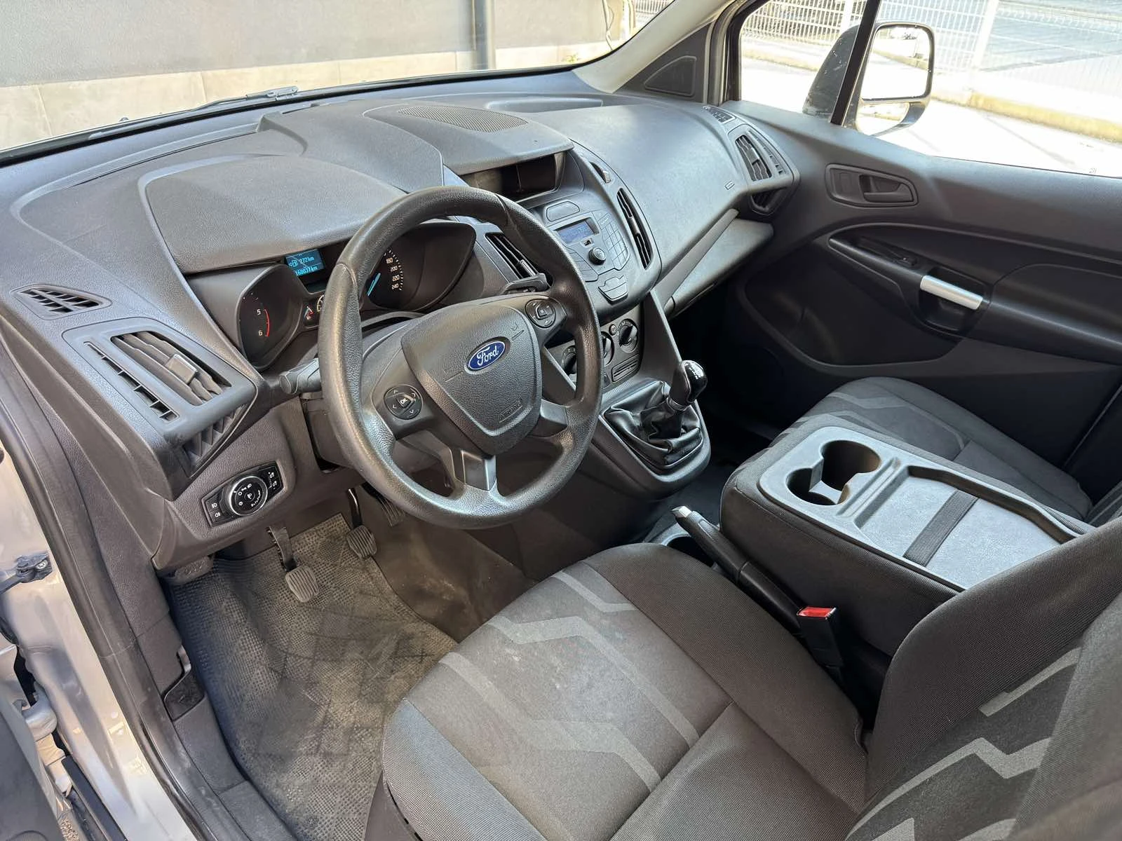 Ford Connect Transit 1.6tdci// ЦЕНА С ДДС - изображение 4