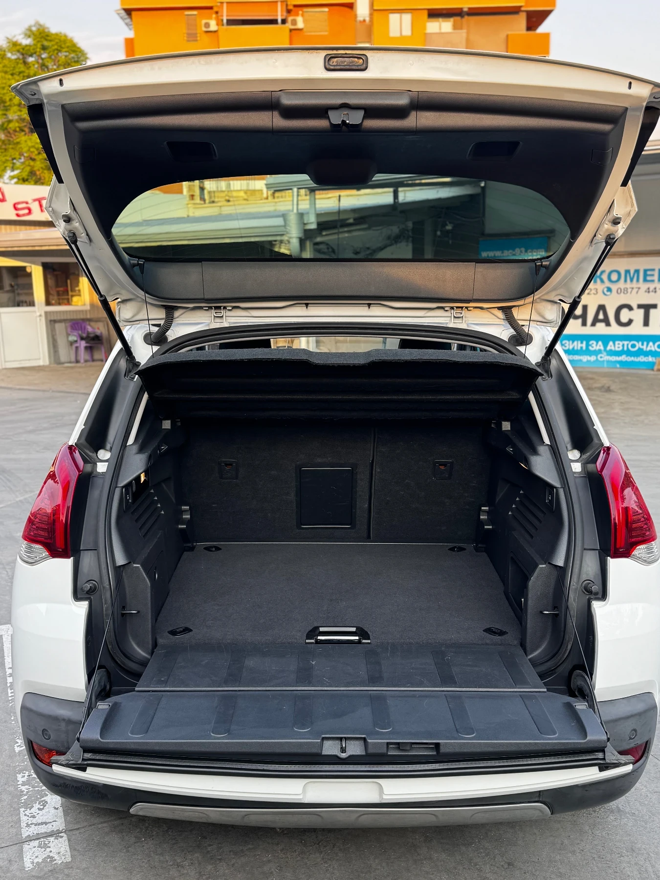Peugeot 3008 FULL EXTRA / PANORAMA / AUTOMAT / NAVI  - изображение 6