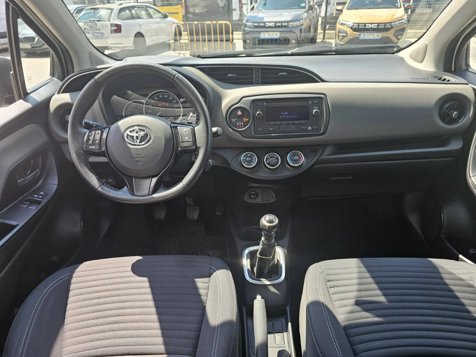 Toyota Yaris 1.5 TCe - изображение 7