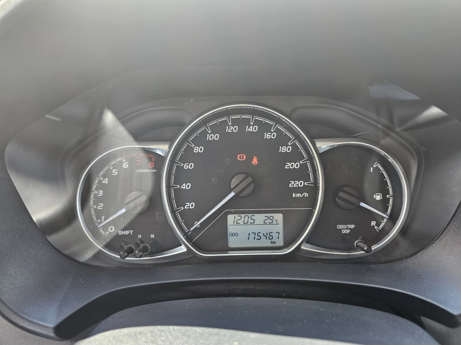 Toyota Yaris 1.5 TCe - изображение 8