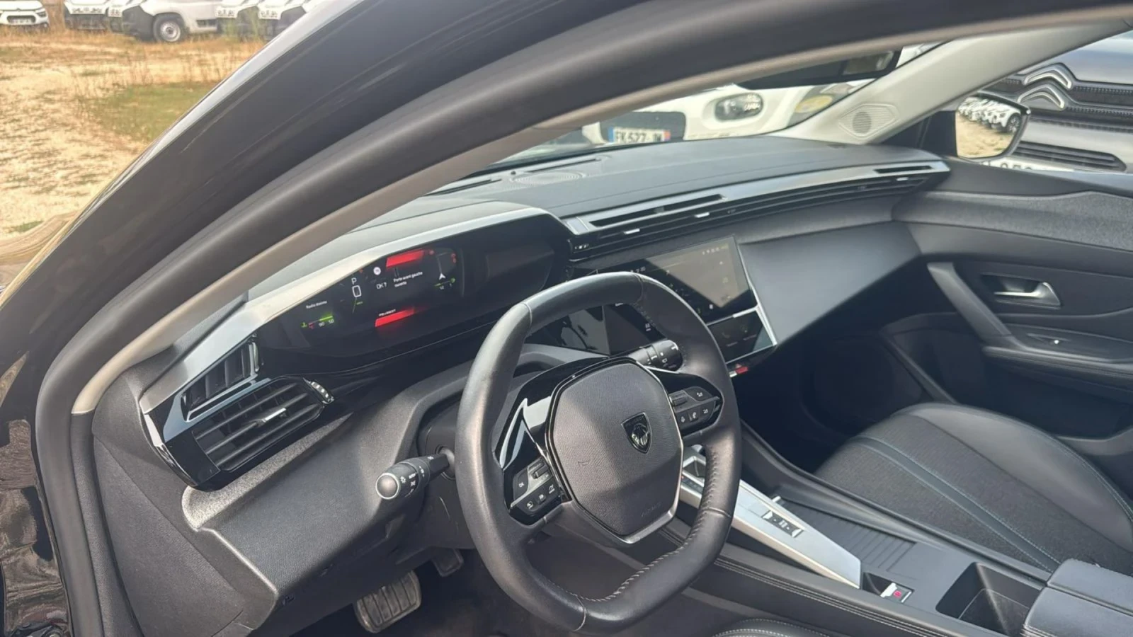 Peugeot 308 1.5 BlueHDi ALLURE  131 S&S EAT8 - изображение 5
