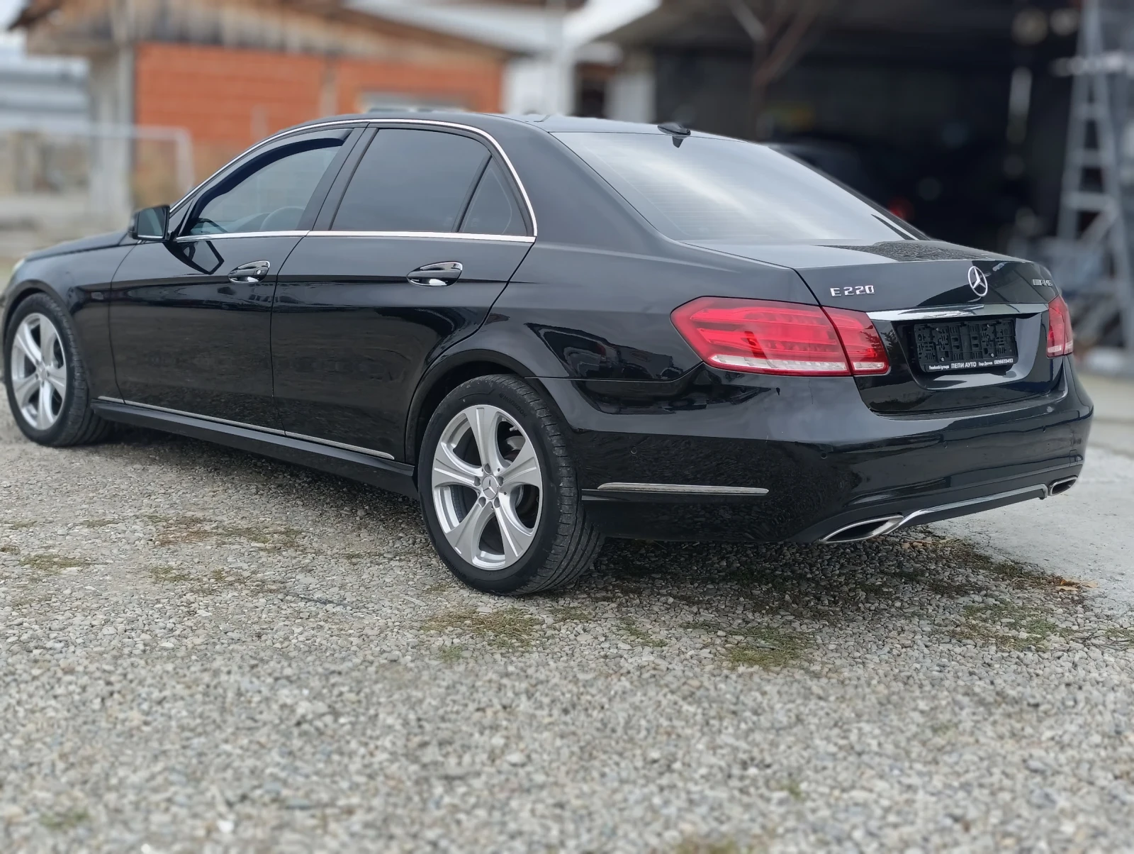 Mercedes-Benz E 220 CDI  - изображение 2