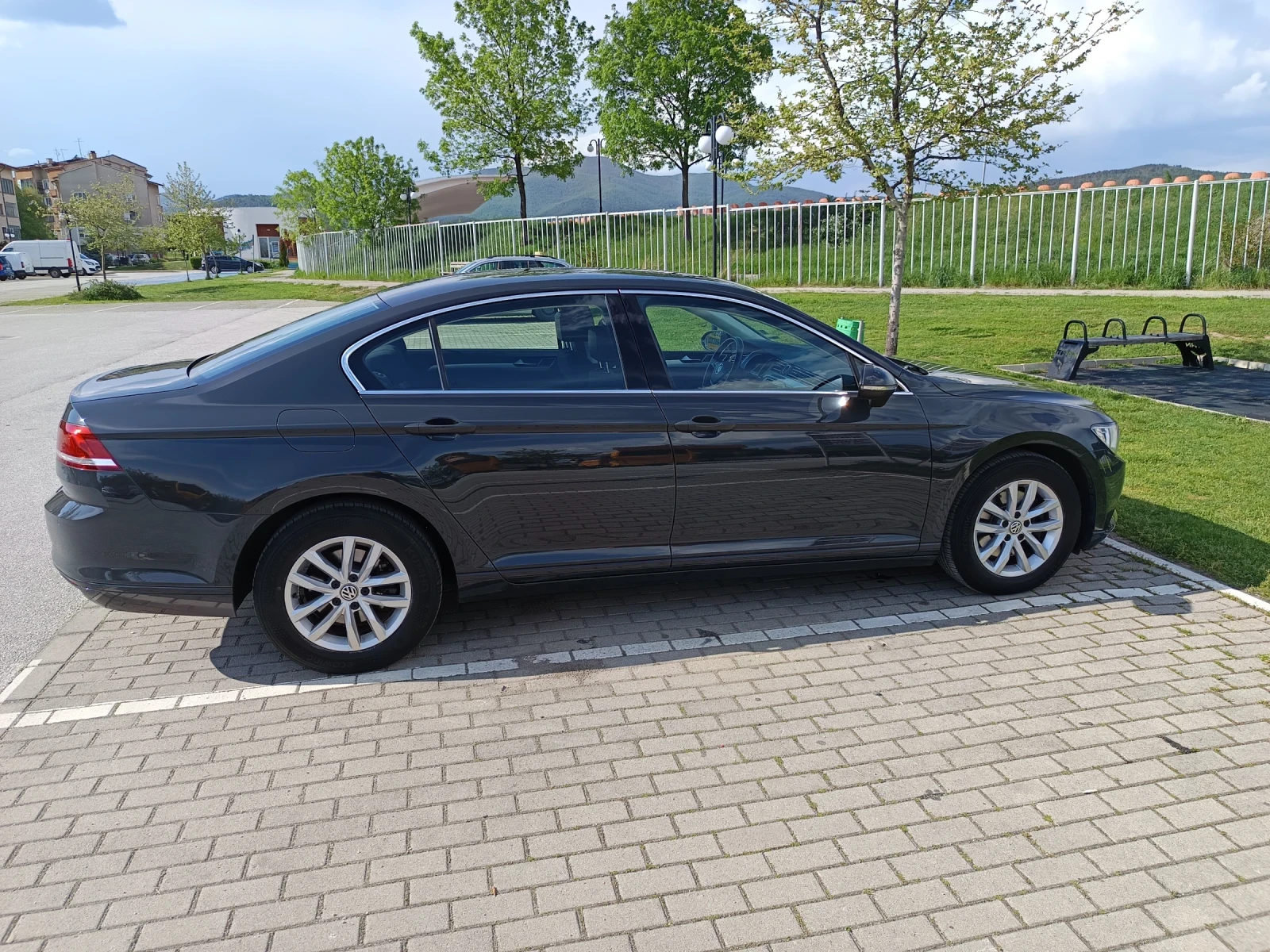 VW Passat 2.0 TDI - изображение 5