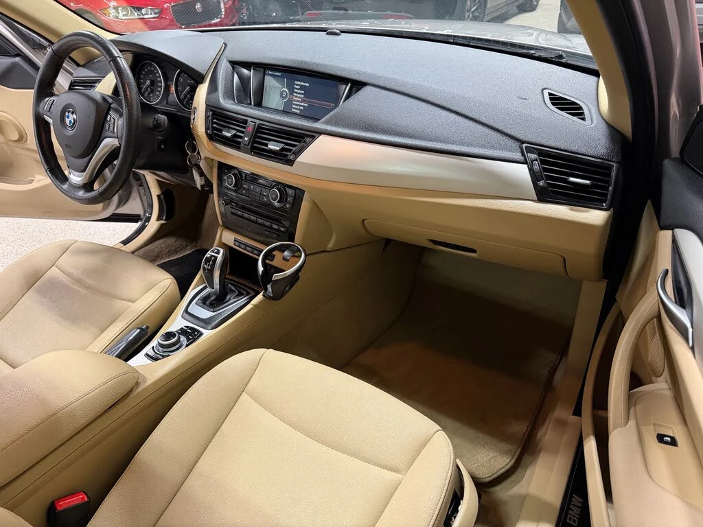 BMW iX1  xDrive28i* AWD* ����������* (���� �� ��) | Mobile.bg � ����������� 8