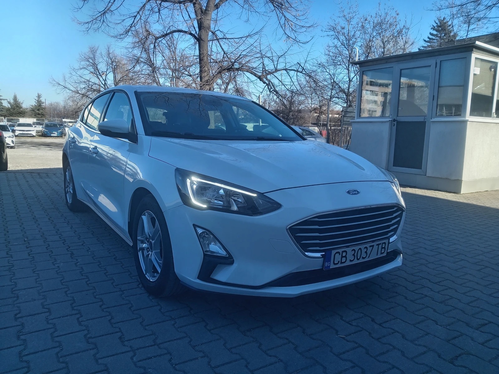 Ford Focus 1.0T Гаранционна - изображение 2