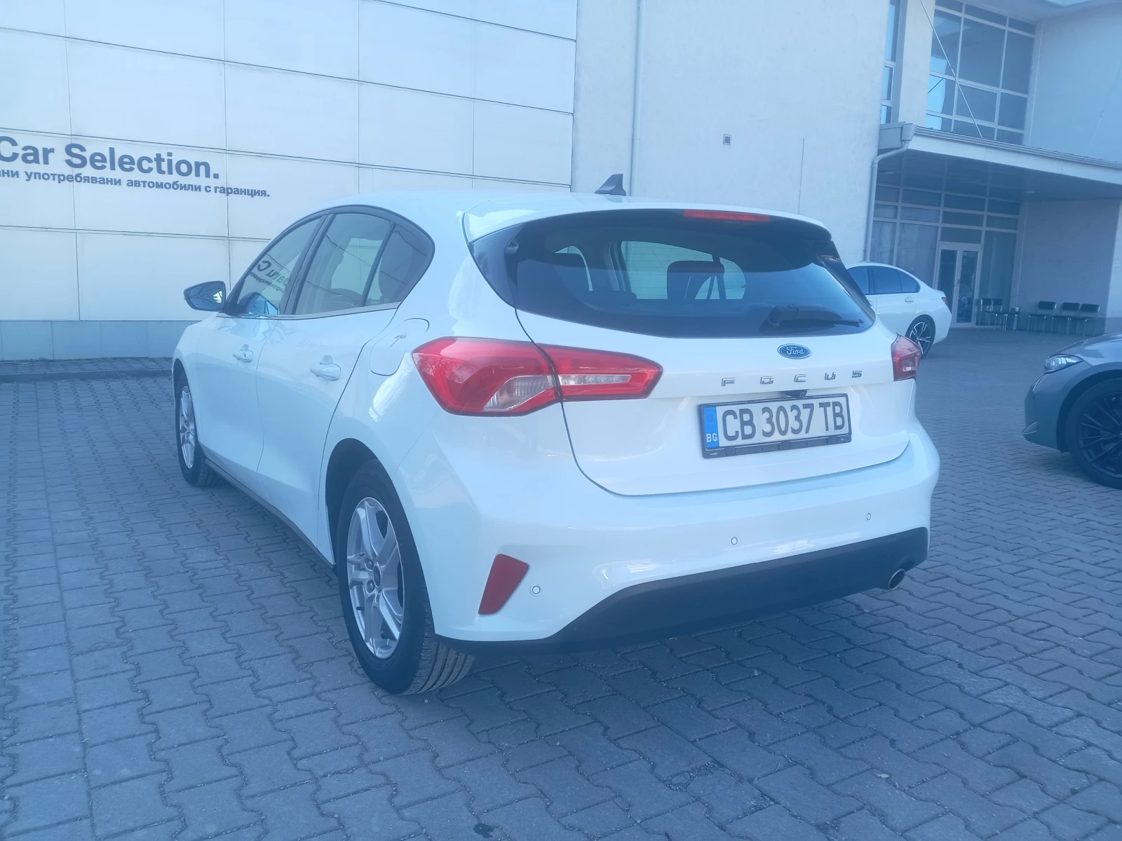 Ford Focus 1.0T Гаранционна - изображение 4