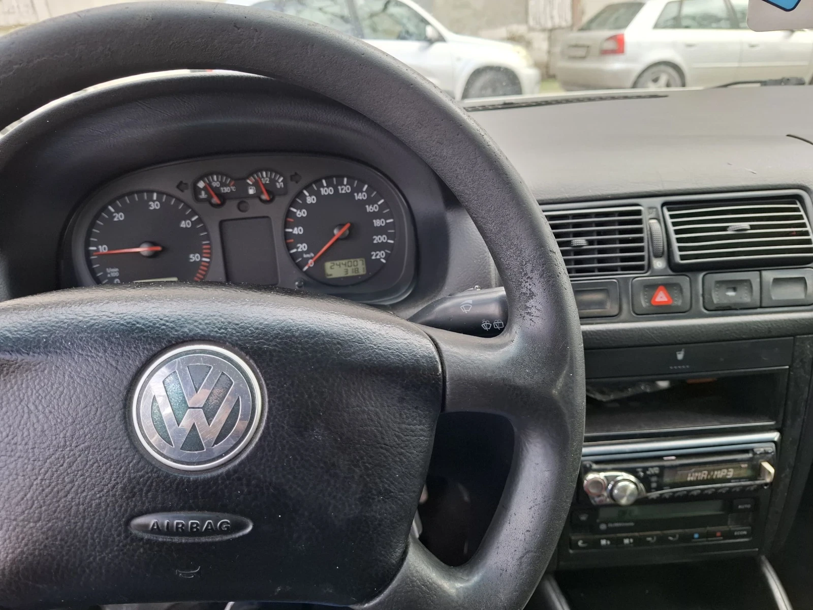 VW Golf 1.9 - изображение 3