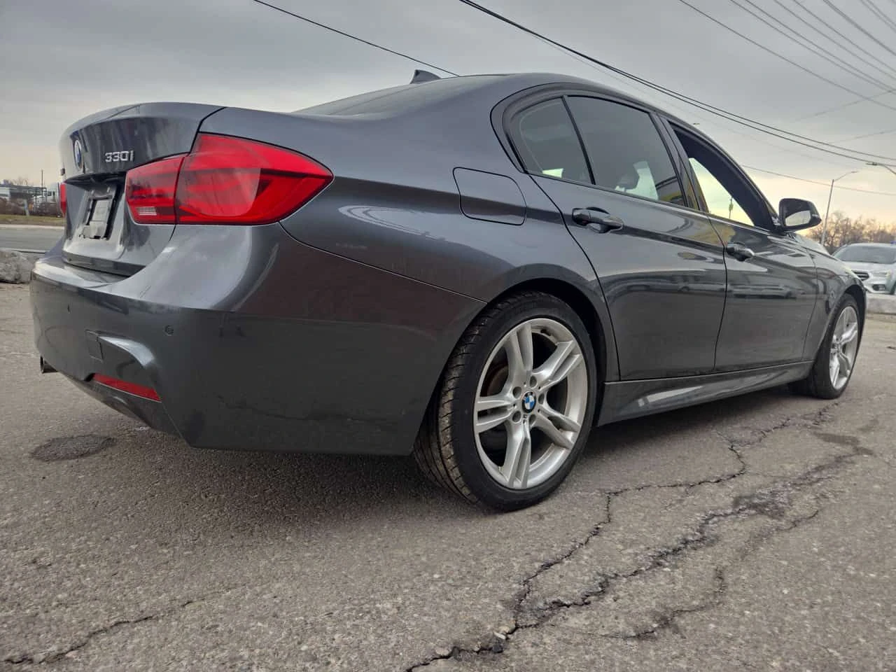 BMW 330 XDRIVE * FULL M PACK* ПОДГРЕВИ* ВТОРИ ЧИФТ ГУМИ* , снимка 7 - Автомобили и джипове - 53836319