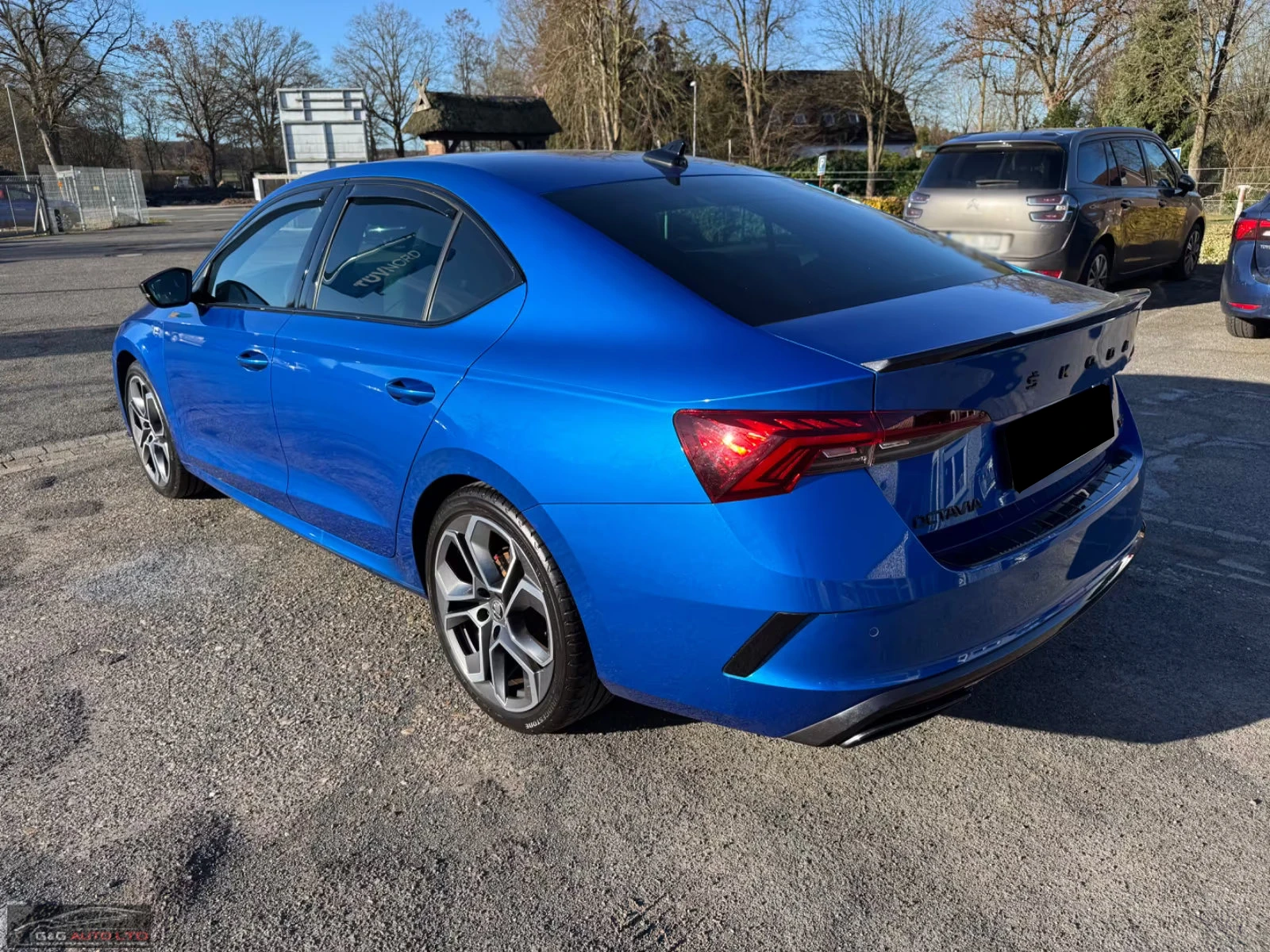 Skoda Octavia RS-LINE/200HP/4X4/MASSAGE/CAM/MEMO/AHK/HUD/125q, снимка 3 - Автомобили и джипове - 54110676