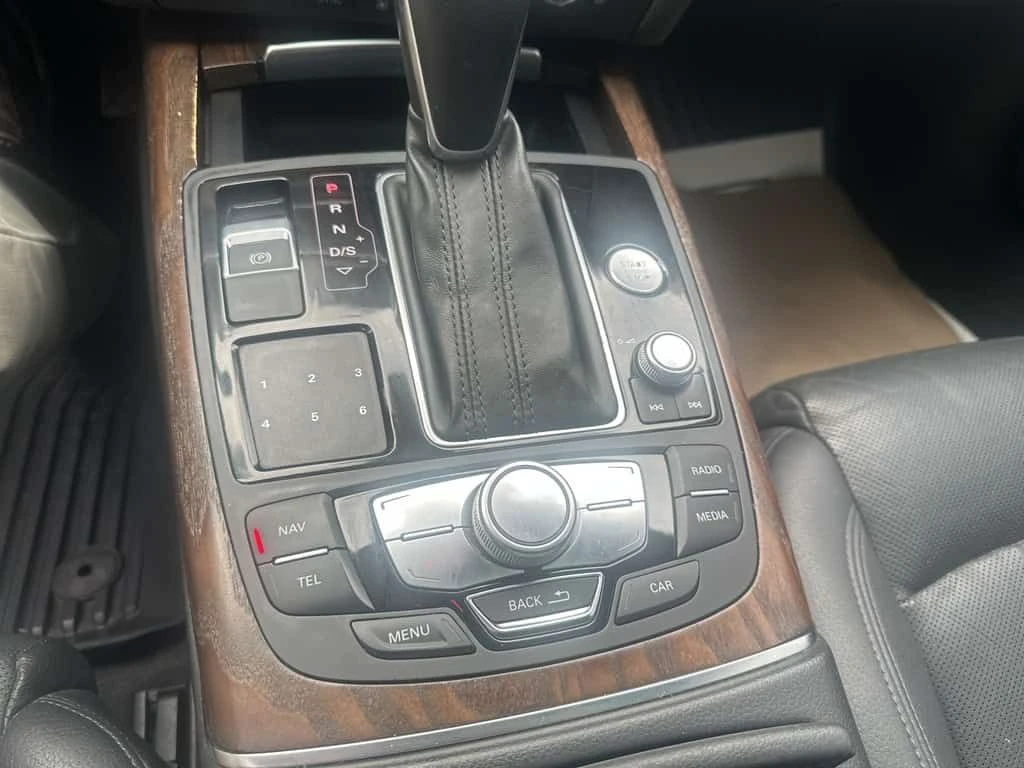 Audi A6 * 4dr Sdn quattro 3.0T Progressiv * CARFAX * ЦЕНА , снимка 10 - Автомобили и джипове - 54114510