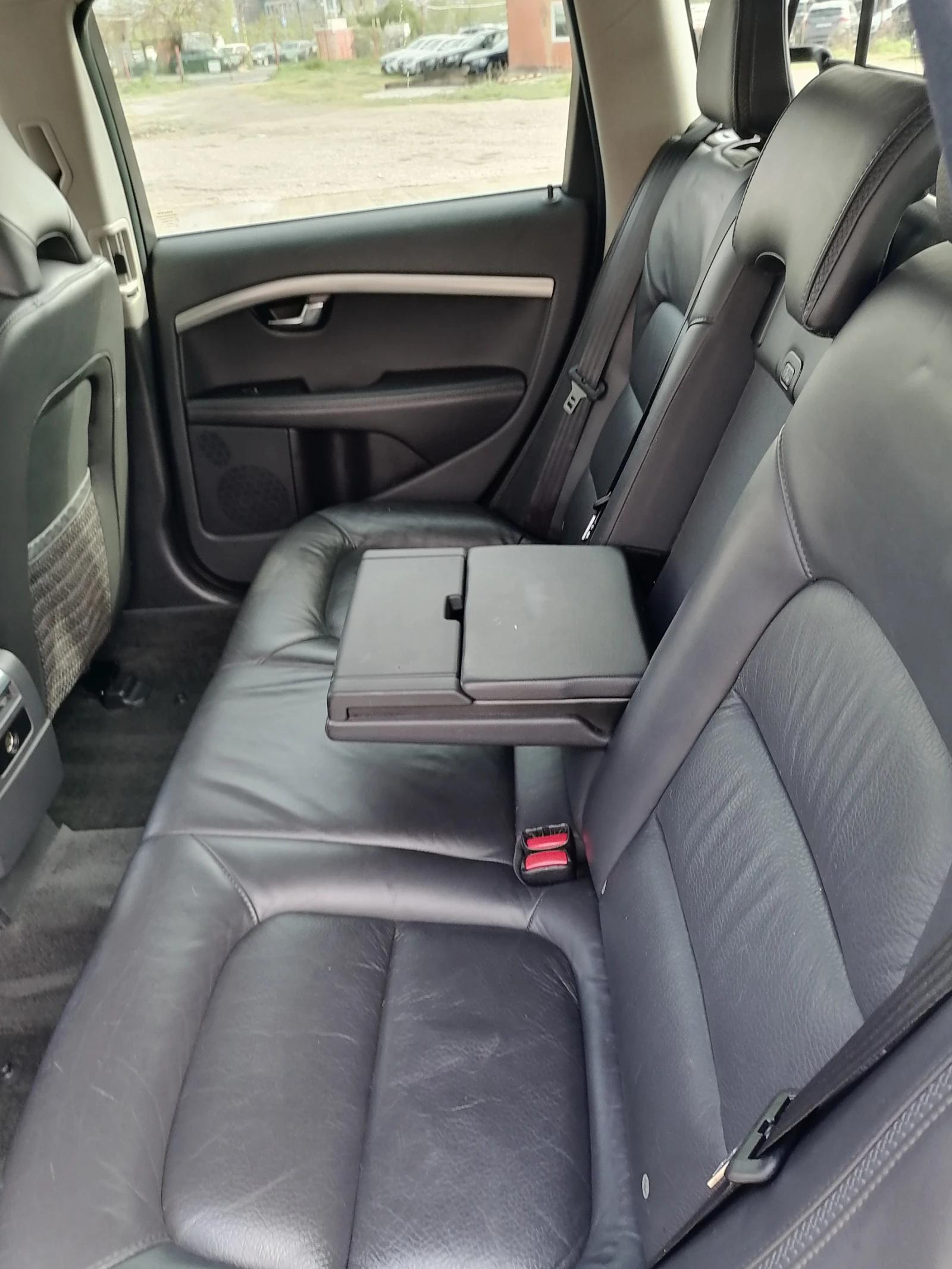 Volvo Xc70 2.4D5 AWD | Mobile.bg � ����������� 12