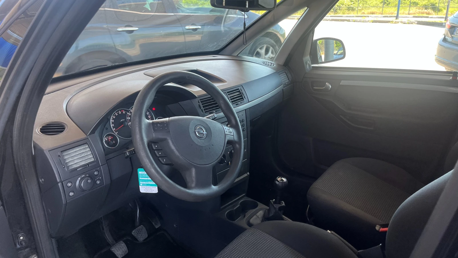 Opel Meriva 1.6 Facelift  105 , снимка 8 - Автомобили и джипове - 54696597