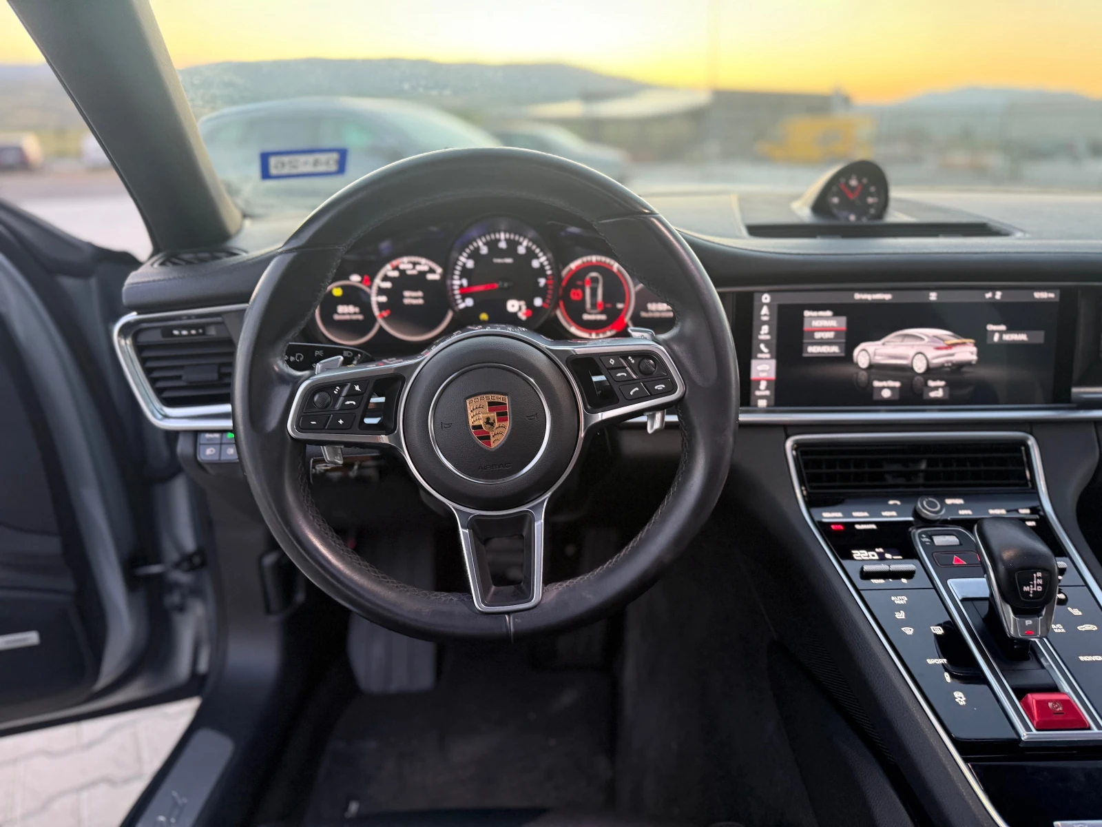 Porsche Panamera 3.0I СОБСТВЕН ЛИЗИНГ , снимка 15 - Автомобили и джипове - 54712422