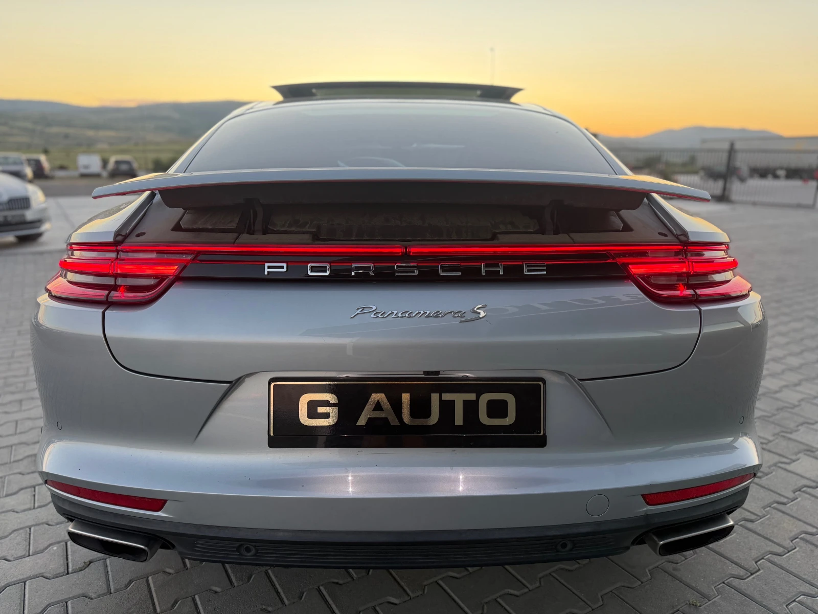 Porsche Panamera 3.0I СОБСТВЕН ЛИЗИНГ , снимка 6 - Автомобили и джипове - 54712422