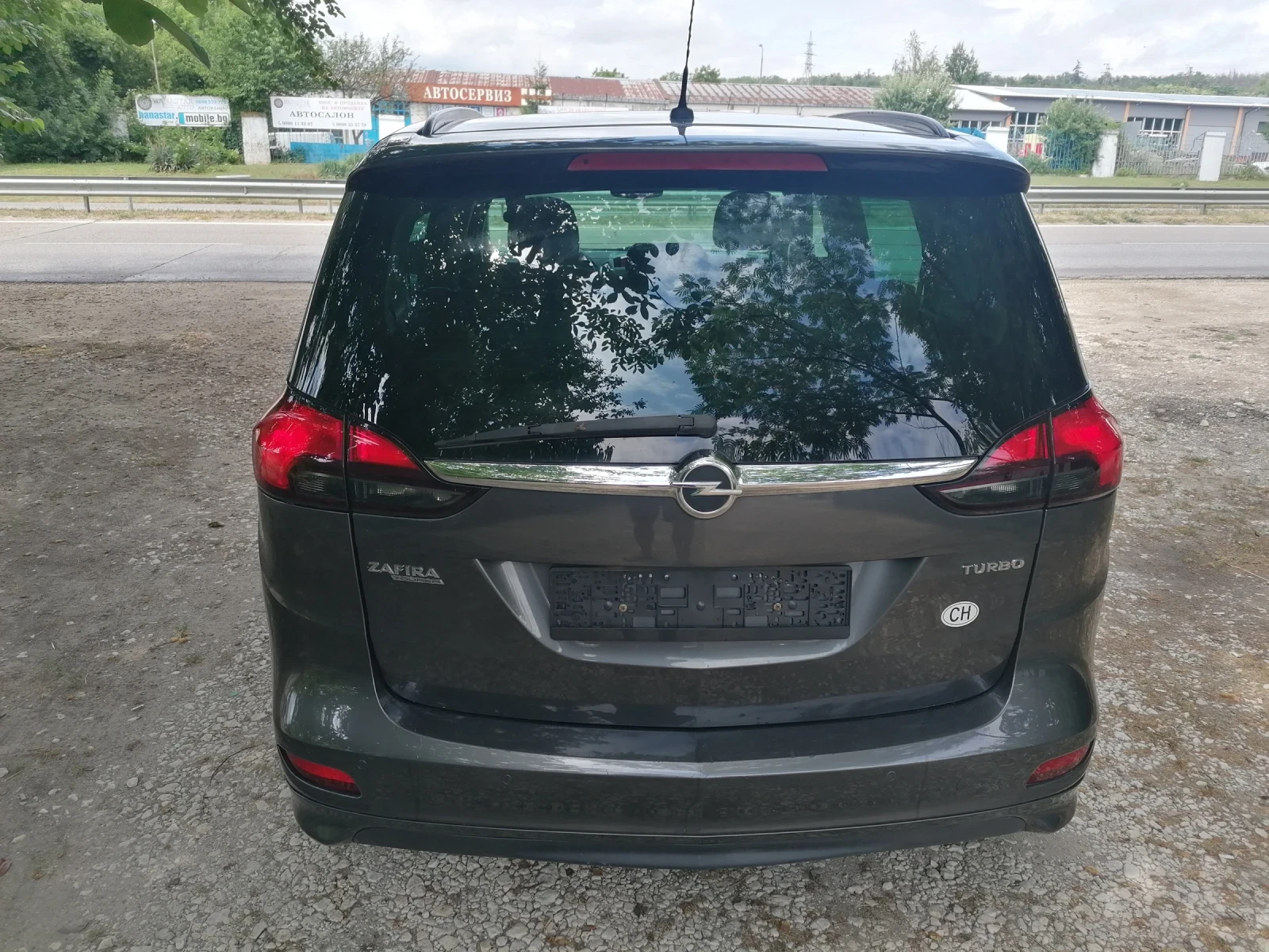Opel Zafira 1.4 Швейцария 6+ 1, снимка 5 - Автомобили и джипове - 55376595