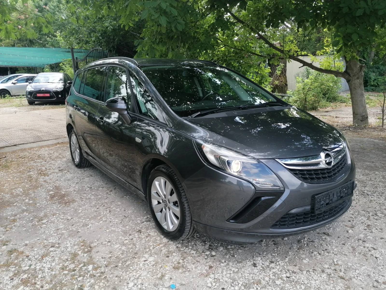 Opel Zafira 1.4 Швейцария 6+ 1, снимка 3 - Автомобили и джипове - 55376595