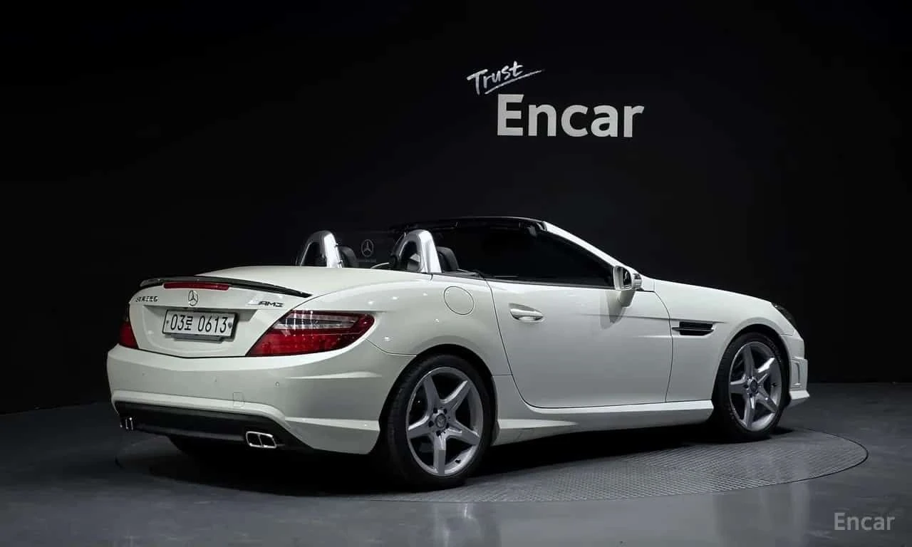 Mercedes-Benz SLK * 200 Blue Efficiency * CARFAX * ЦЕНА ДО БГ, снимка 2 - Автомобили и джипове - 55530908