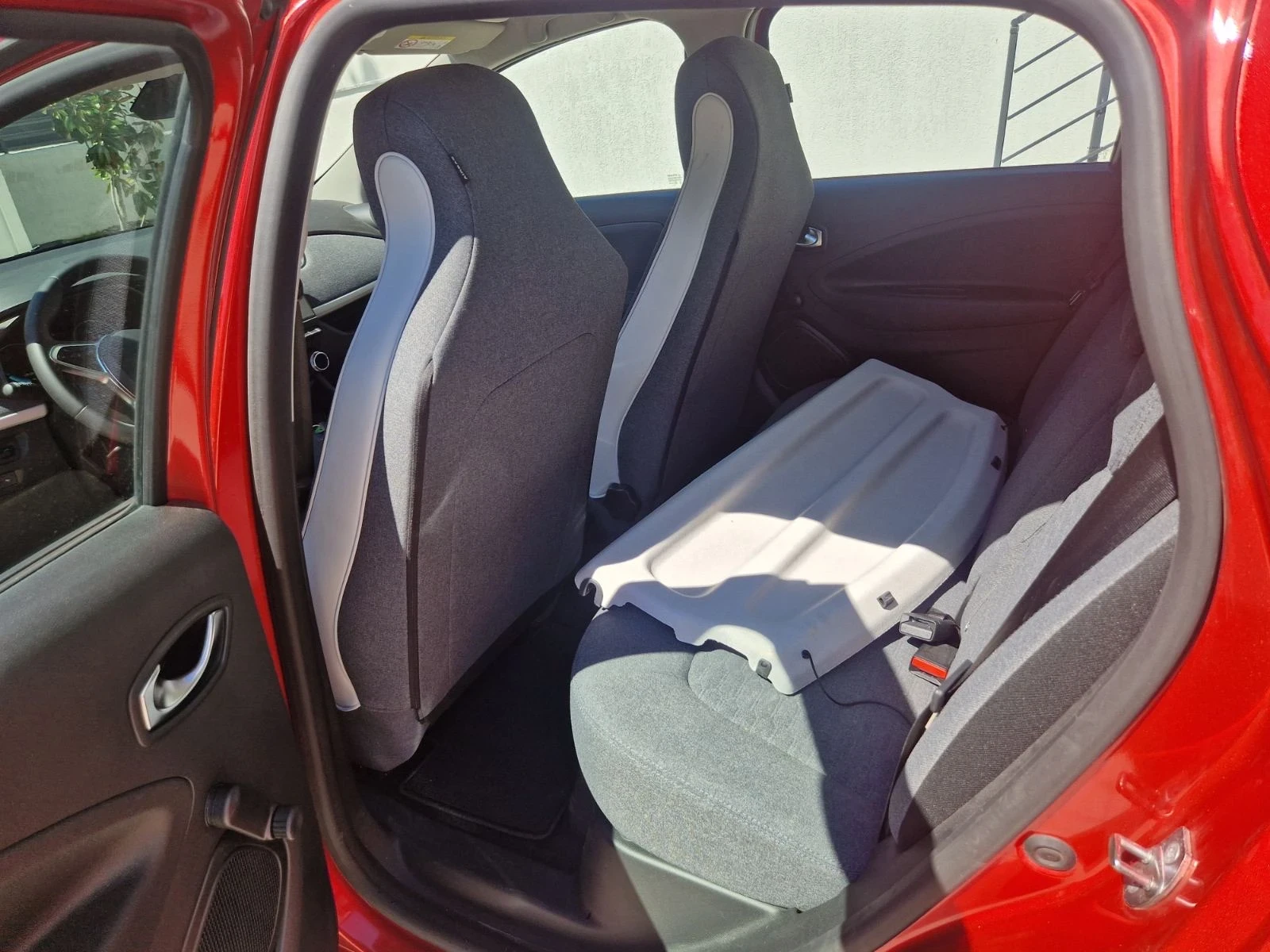 Renault Zoe ZE 40 Life 80Kw, снимка 10 - Автомобили и джипове - 55678516