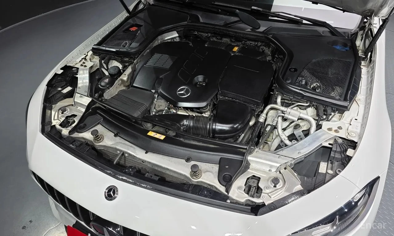 Mercedes-Benz CLS 300 * AMG Line * АВТОКРЕДИТ * ГЛАВНО ПРЕДСТАВИТЕЛСТВО, снимка 6 - Автомобили и джипове - 55950764