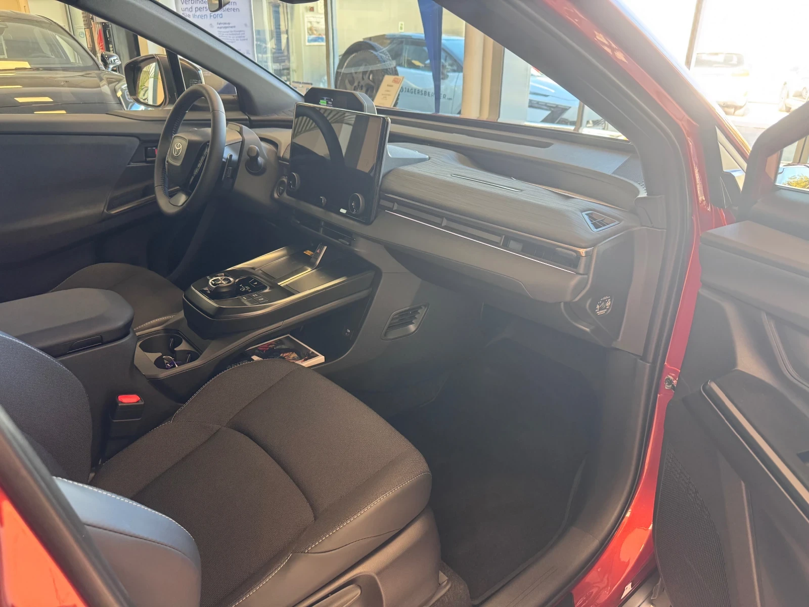 Toyota CH-R+ | Mobile.bg � ����������� 3