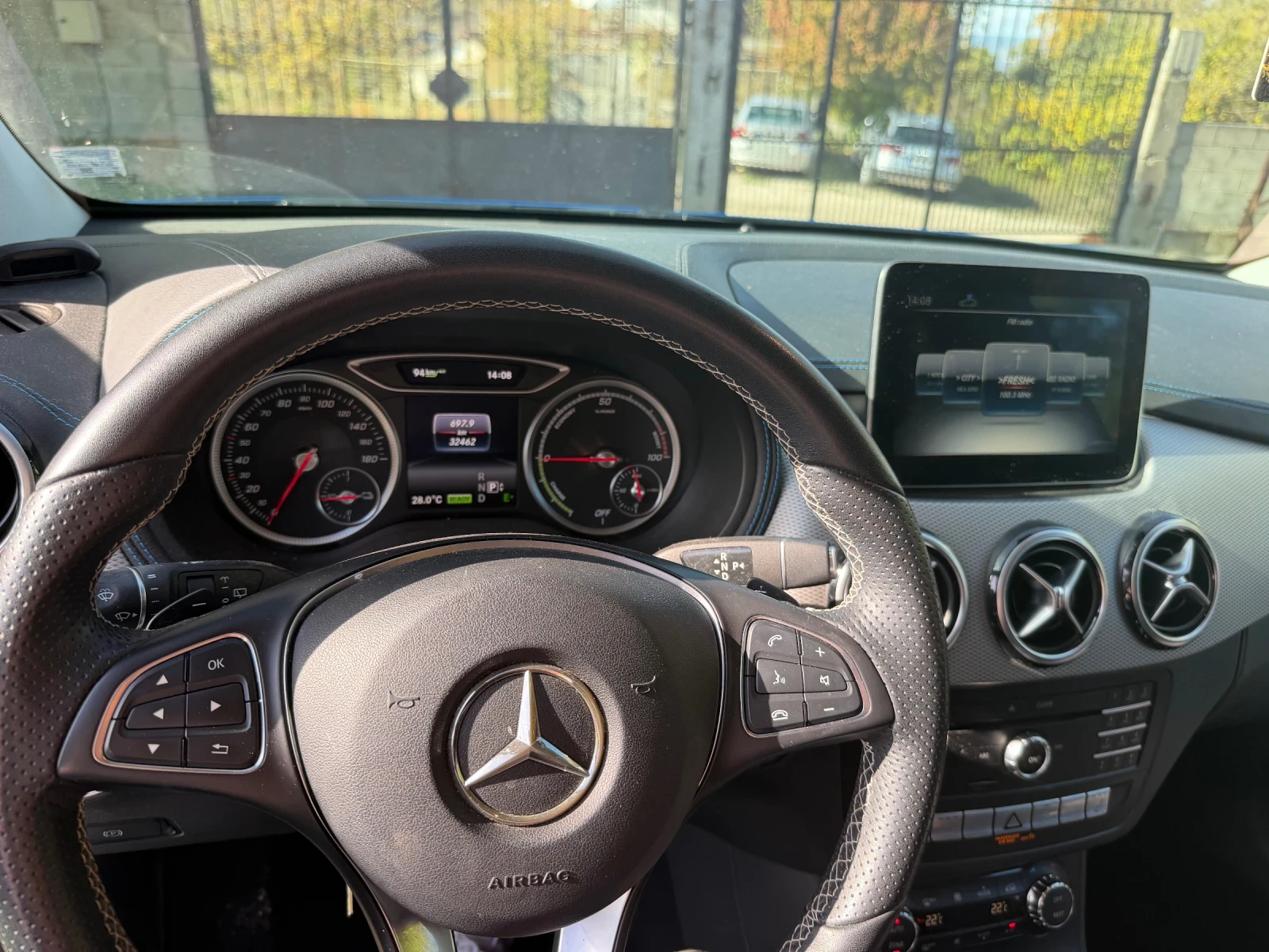 Mercedes-Benz B 250 250 e extended range, снимка 12 - Автомобили и джипове - 56635208