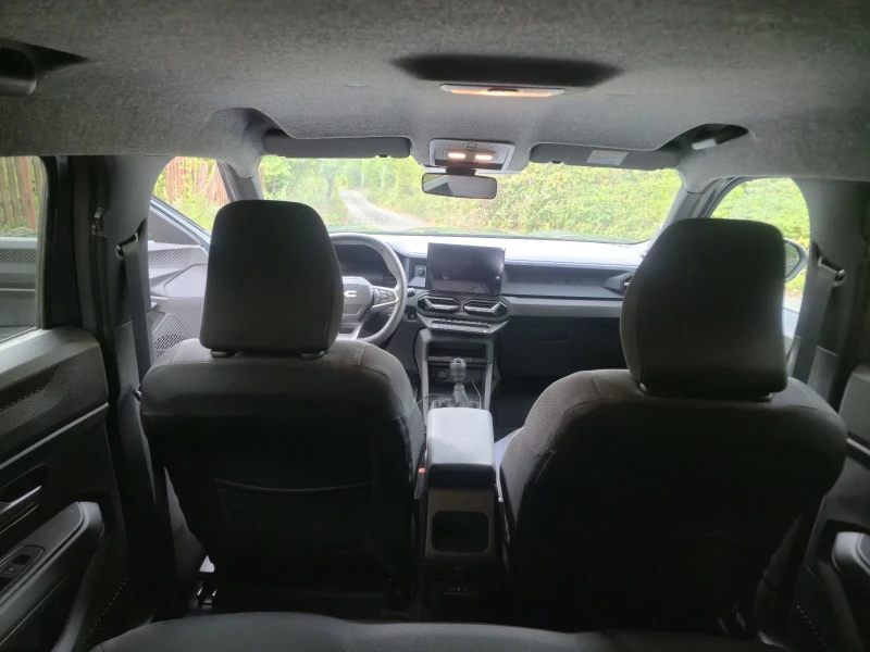 Dacia Duster HIBRID 4X4, снимка 14 - Автомобили и джипове - 51780601