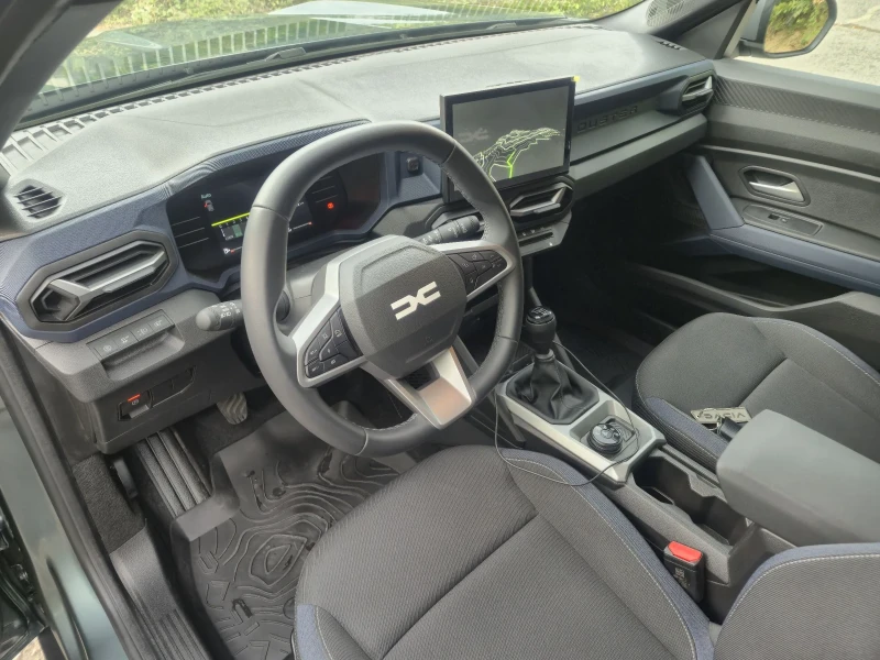 Dacia Duster HIBRID 4X4, снимка 9 - Автомобили и джипове - 51780601