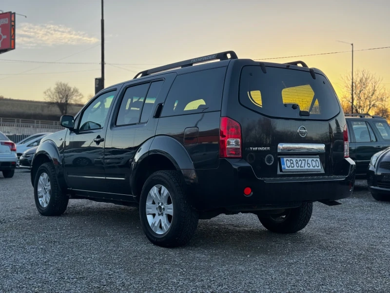 Nissan Pathfinder 2.5D Automatic 4x4, снимка 6 - Автомобили и джипове - 52804549
