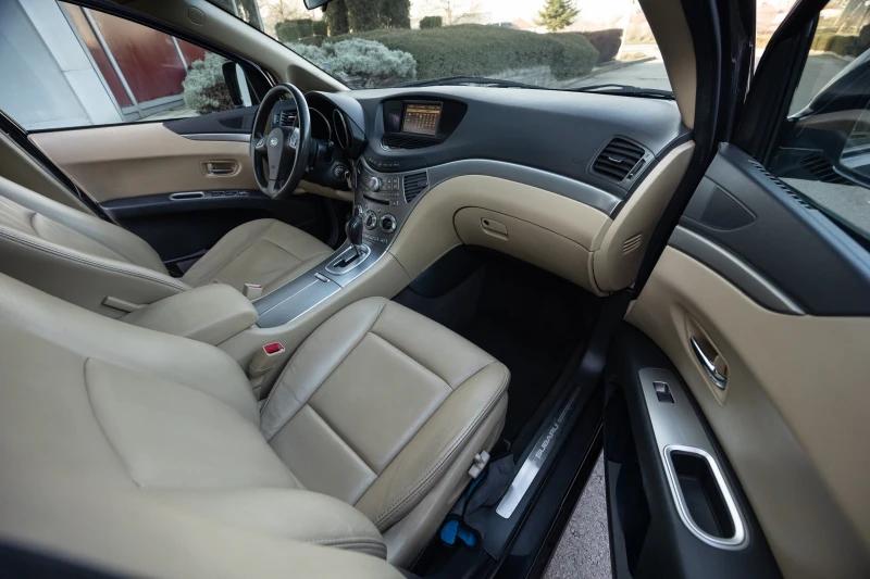 Subaru B10 Tribeka 3.6 H6 SWISS, снимка 9 - Автомобили и джипове - 52819358