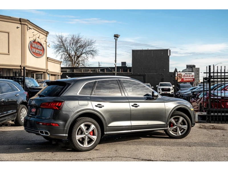 Audi SQ5 * PROGRESSIV QUATTRO | CLEAN CARFAX | CARBON FIBER, снимка 4 - Автомобили и джипове - 52882108