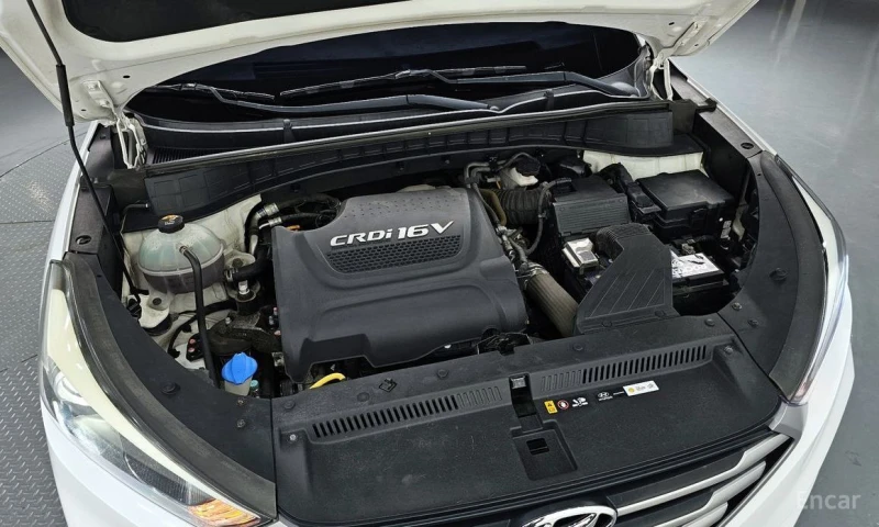 Hyundai Tucson, снимка 6 - Автомобили и джипове - 53011027