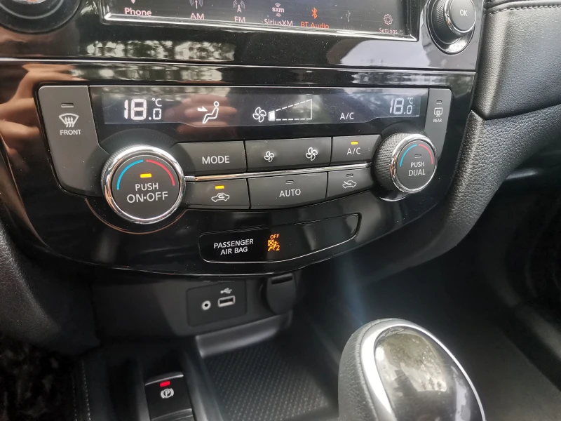 Nissan Rogue 2.5 SL AWD, снимка 12 - Автомобили и джипове - 53507907