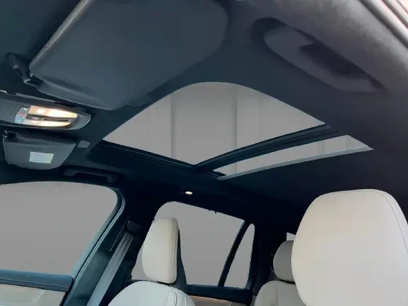 Volvo Xc90 B5 AWD = Ultra Bright = 7 Seats Гаранция, снимка 4 - Автомобили и джипове - 54179261