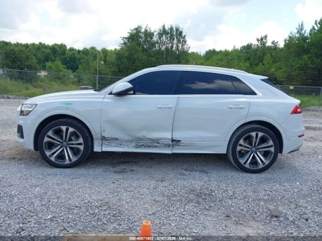 Audi Q8 55TFSI* PREMIUM* ПОДГРЕВ* ОБДУХВАНЕ* 360* ПАНОРАМА, снимка 13 - Автомобили и джипове - 55612510